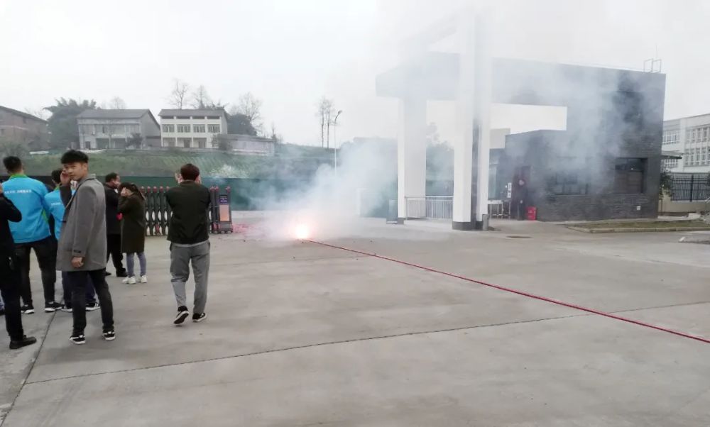 开工大吉,牛气冲天|四川优比贝柠新春开工典礼圆满成功!